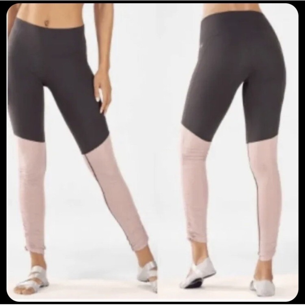 Fabletics Leggings Womens XS Grey Pink Colorblock Ruched Stirrup Yoga Activewear